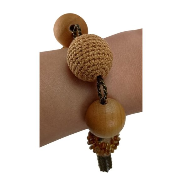 New Mia Collection Costume Jewelry Ball Bracelet - Picture 2 of 6